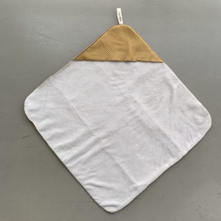 Wikkelcape Uppies mosterd met licht beige